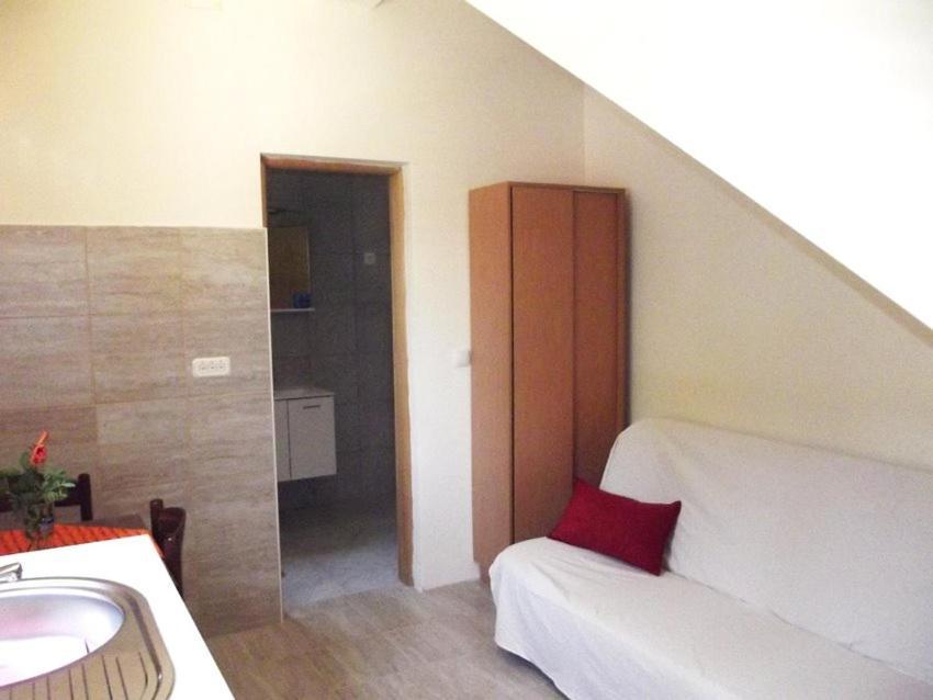פירובאץ Apartmani Juliska מראה חיצוני תמונה