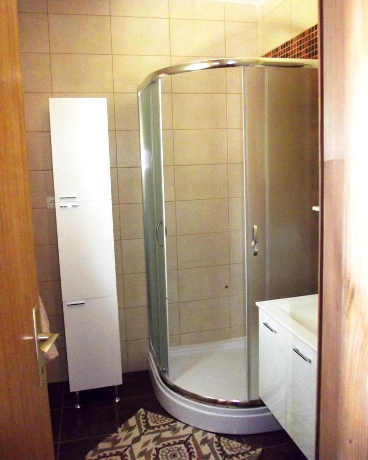 פירובאץ Apartmani Juliska מראה חיצוני תמונה